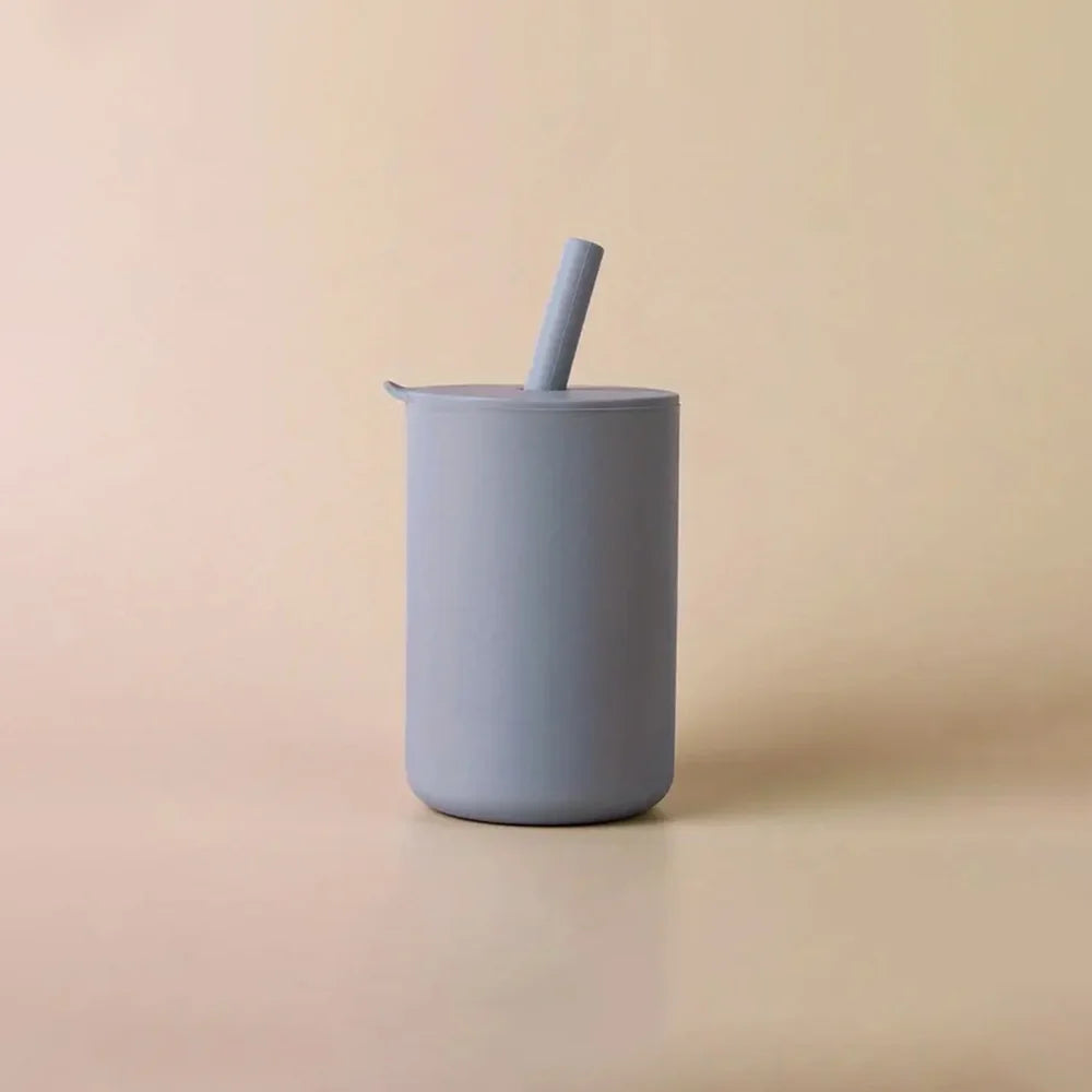 Leakproof Silicone Baby Straw Cup - Safe, Anti-Hot Toddler Water Bottle for Easy Learning and Feeding
