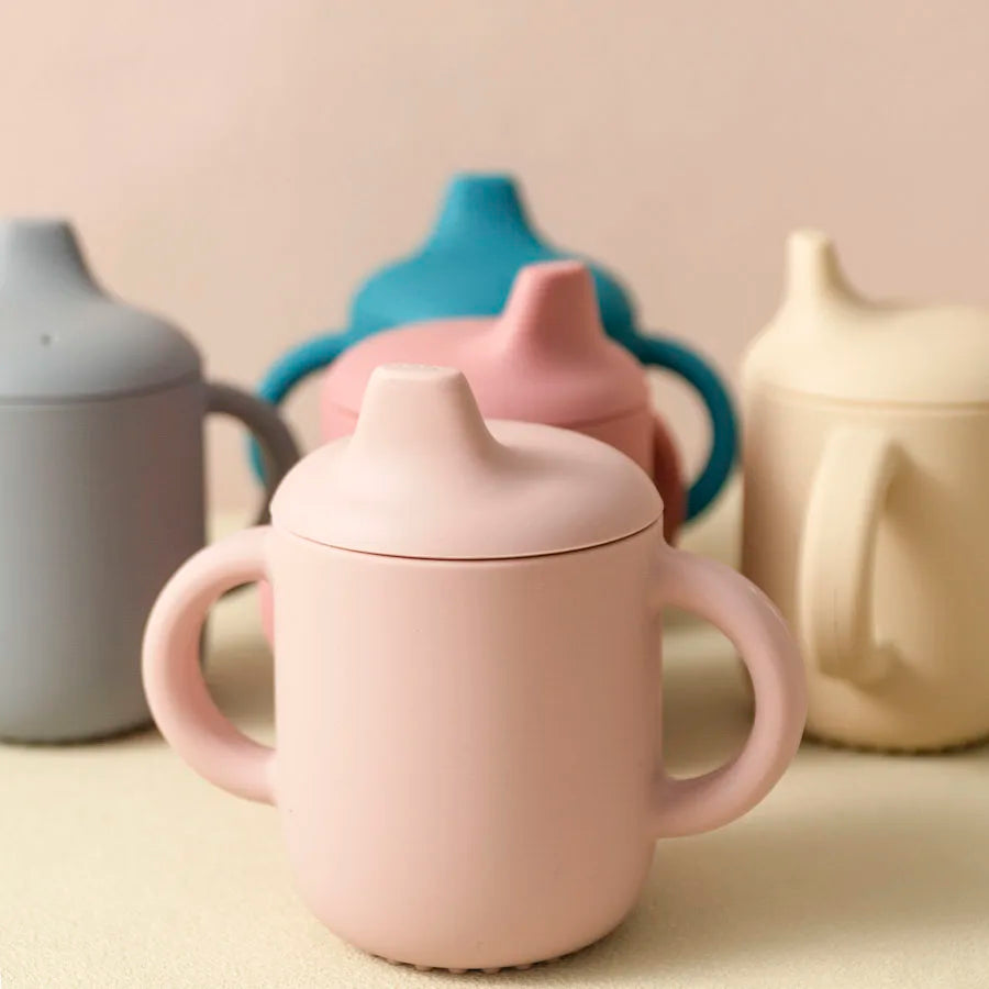 Portable Silicone Baby Feeding Cups - Ideal for Infants and Toddlers with Easy Grip Handles