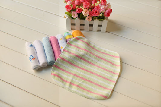 Rag & Jill - Catch All Feeding Smock Pocket Bib for Baby Toddler